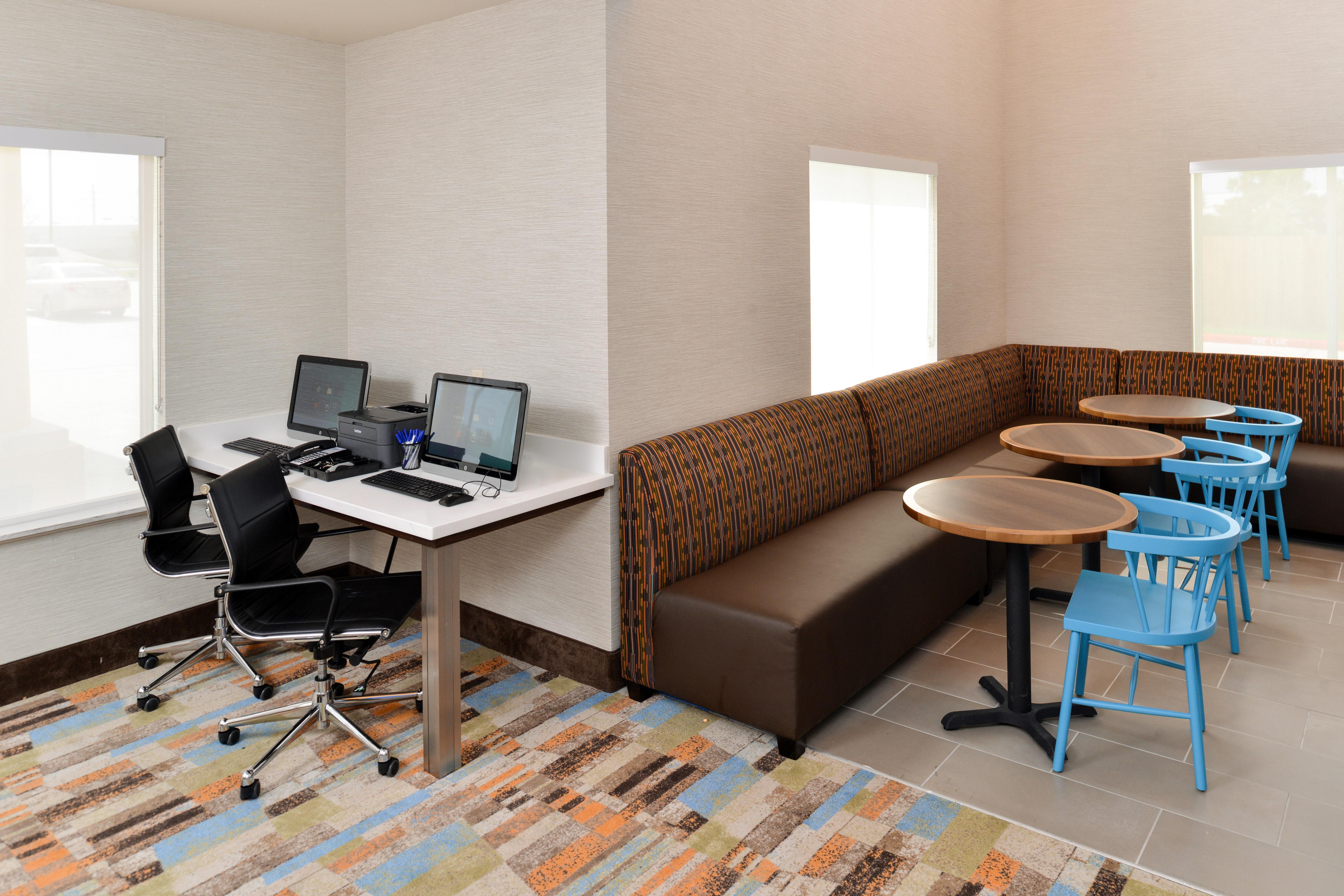Holiday Inn Express Tomball By Ihg Exterior foto
