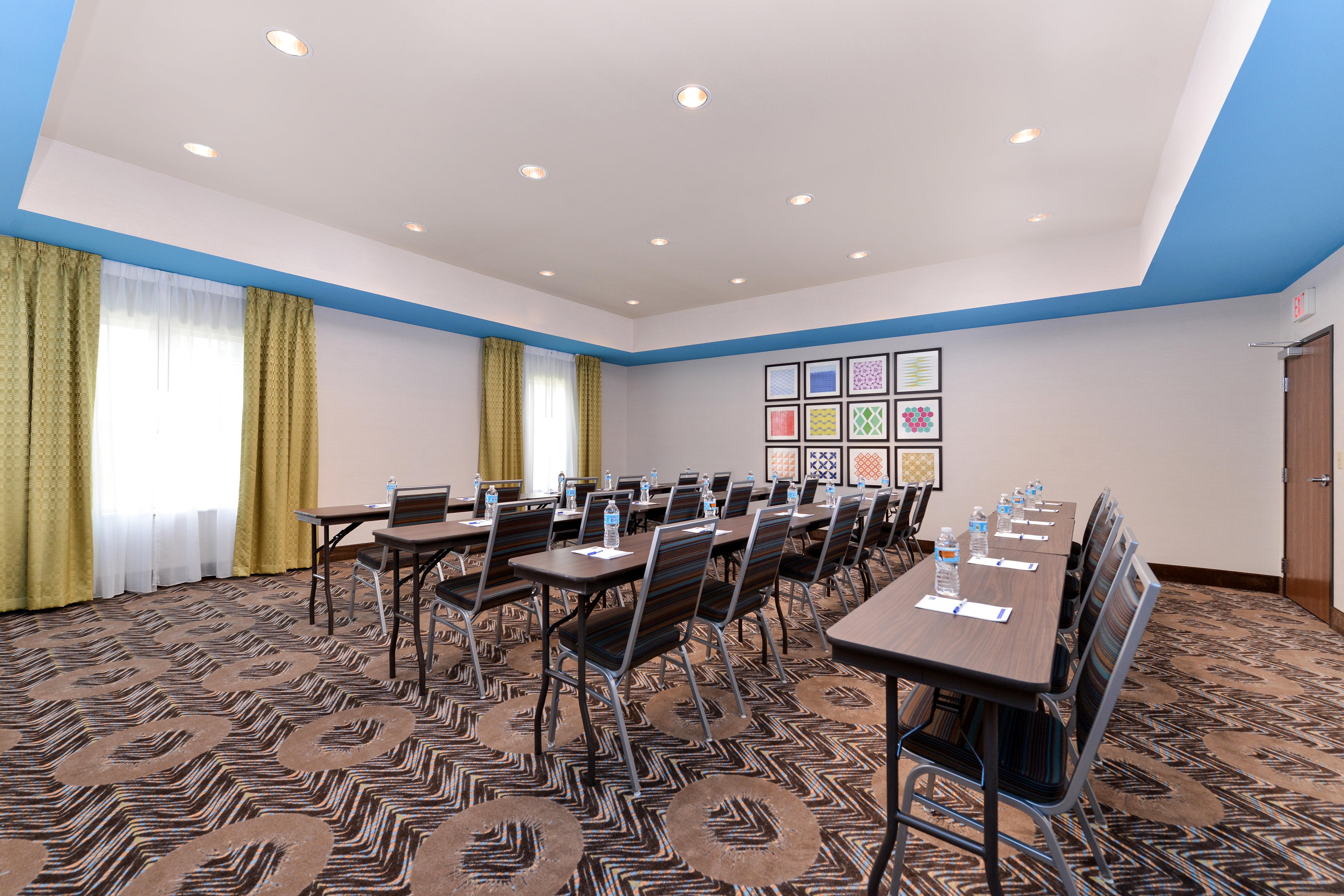 Holiday Inn Express Tomball By Ihg Exterior foto