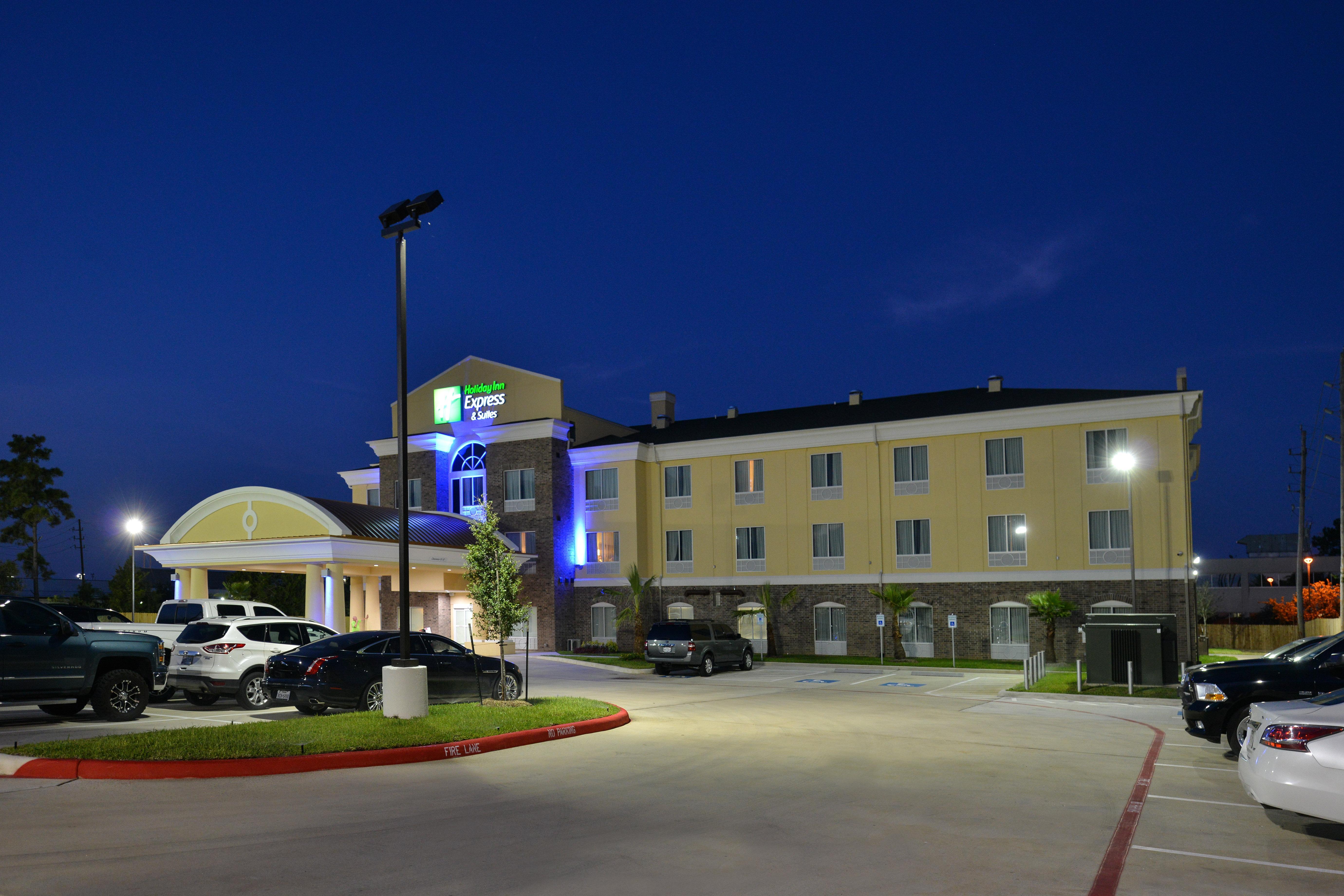 Holiday Inn Express Tomball By Ihg Exterior foto